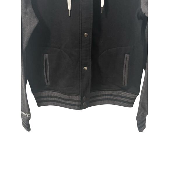 NWT! Mitchell & Ness Men's Hooded Varsity Jacket Full Snap - Size Medium - Picture 5 of 7